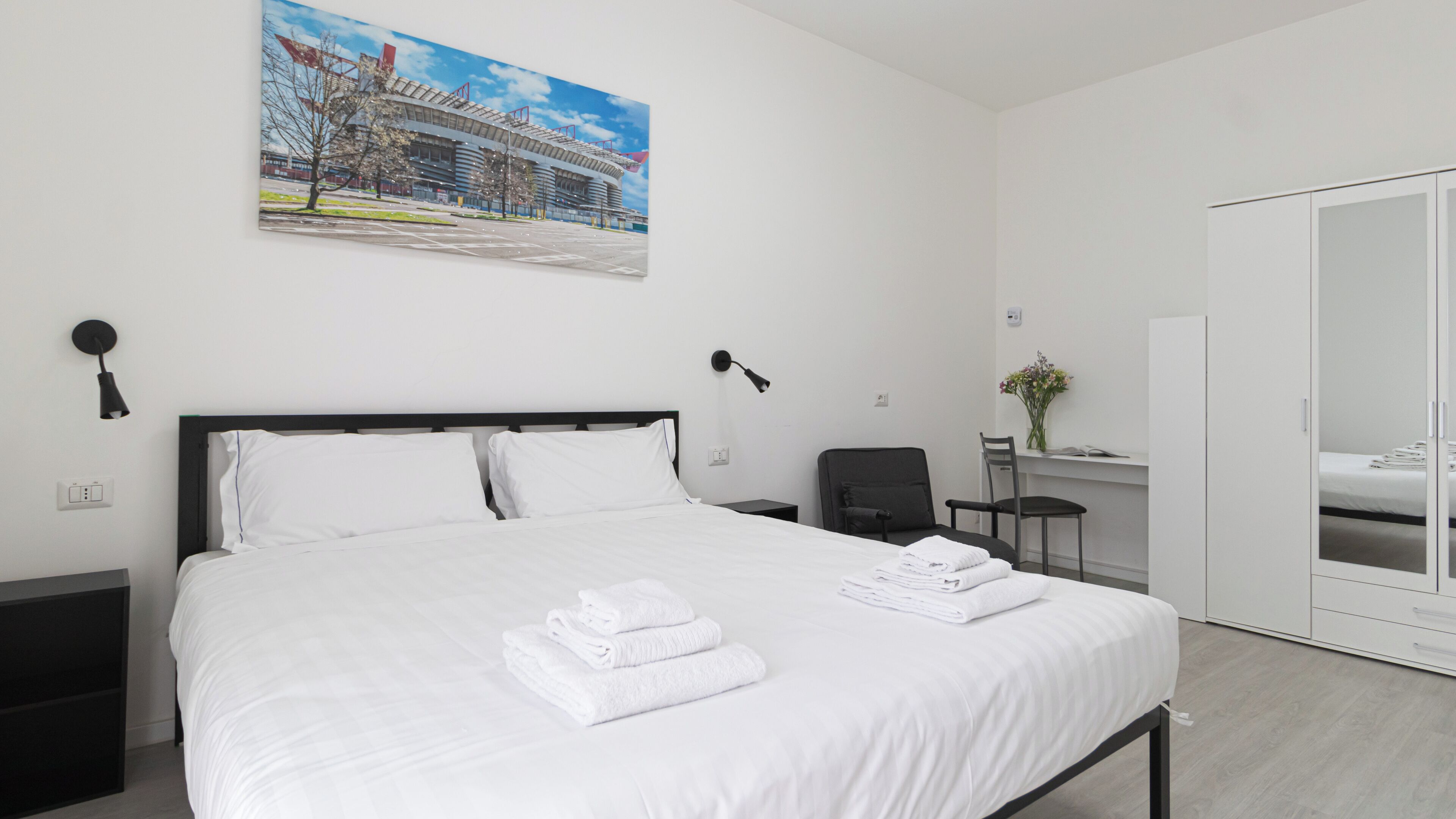 1 bedroom, desk, iron/ironing board, WiFi (free)