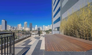 Basic Apartment | Terrace/patio