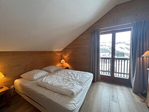 4 bedrooms, WiFi - 2nd floor, view resort, terrace, balcony, parking, tv, ski locker, 80m², Vars (Vars)