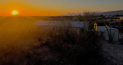 3-bedroom mobile home in enchanting Vail with AC