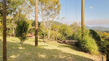 Rumah, Boleh Merokok | 4 kamar tidur