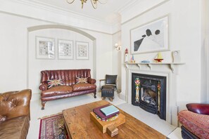 House | 4 bedrooms - Host Stay West Terrace (Whitby)