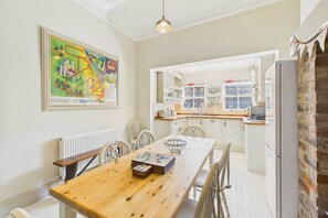 House | 4 bedrooms - Host Stay West Terrace (Whitby)
