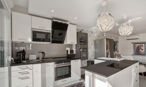 Fridge, microwave, oven, stovetop