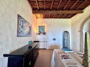 Villa | 7 bedrooms, Internet