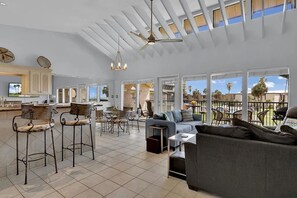 Deluxe Apartment, 2 Bedrooms | Living area