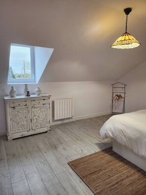 1 bedroom, iron/ironing board, WiFi