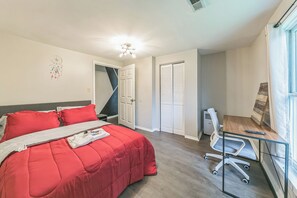 3 bedrooms, iron/ironing board, WiFi
