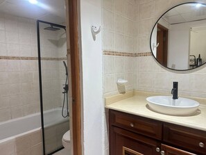 Bathroom - Sunrise Family Hub (Punta Cana)