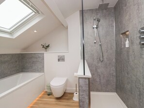 Shower - Wansfell Nook (Ambleside)