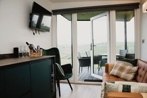 茶具/咖啡用具、电热水壶