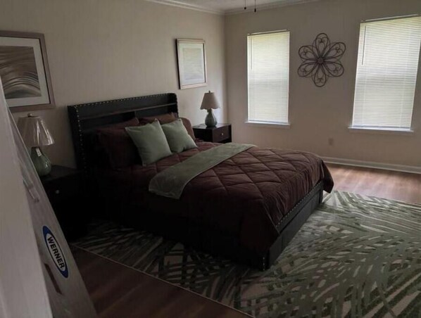 2 bedrooms, Internet, bed sheets