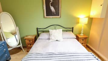 2 habitaciones, decoración personalizada y muebles diferentes