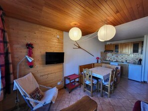 Interior - 150m from resort center, 5th floor, balcony, parking, tv, ski locker, 42m², Montgenèvre (Montgenèvre)