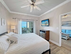 2 bedrooms, desk, iron/ironing board, WiFi