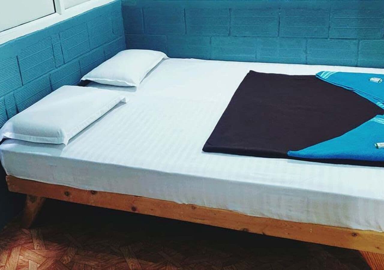 In-room safe, free WiFi, bed sheets