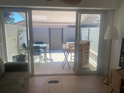 Villa Club 4/5 persons in secured residence with swimming pool, 400 m from the beach