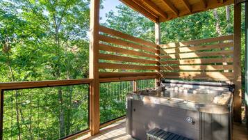 Bain à remous extérieur