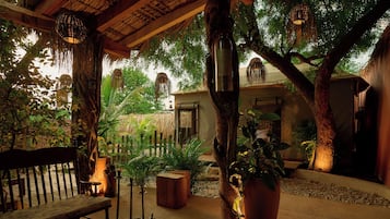 55-inch Smart TV with digital channels, Netflix, streaming services