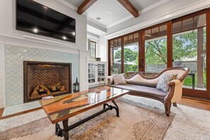 TV, fireplace, offices