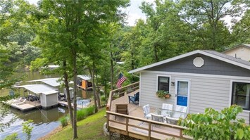 Peaceful setting and updated home = perfect combination!