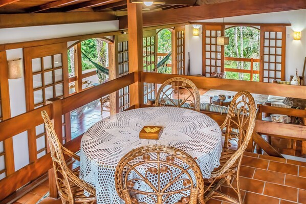Villa | Dining room