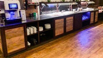 Free daily buffet breakfast