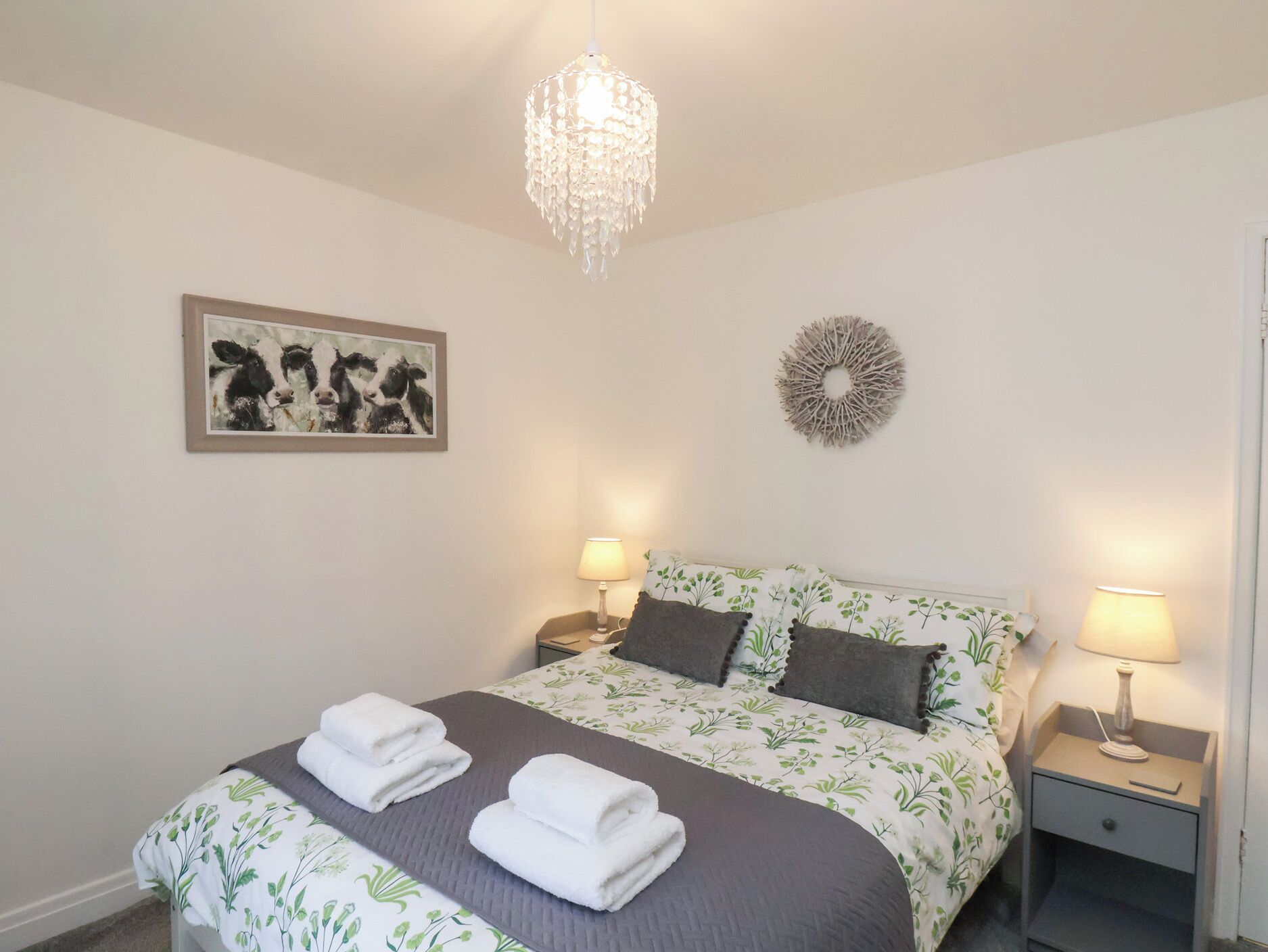 Casa de campo | 2 habitaciones, decoración personalizada y muebles diferentes 