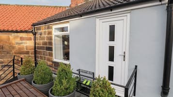 Cottage | Exterior detail