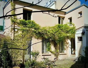Exterior - Private Parisian Home w/ Outdoor Space (Paris)