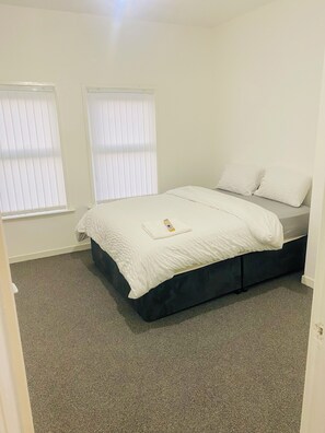 1 Schlafzimmer, WLAN, Bettwäsche