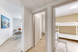 2 bedrooms, iron/ironing board, bed sheets - Apartment 'Unit 1' with air conditioning (Ugento)