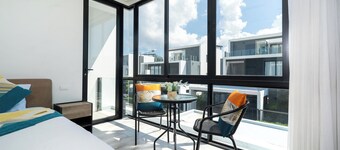 Pleasant villa with AC in Thalang