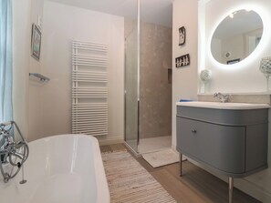 Shower - Baht'at Cottage (Ilkley)