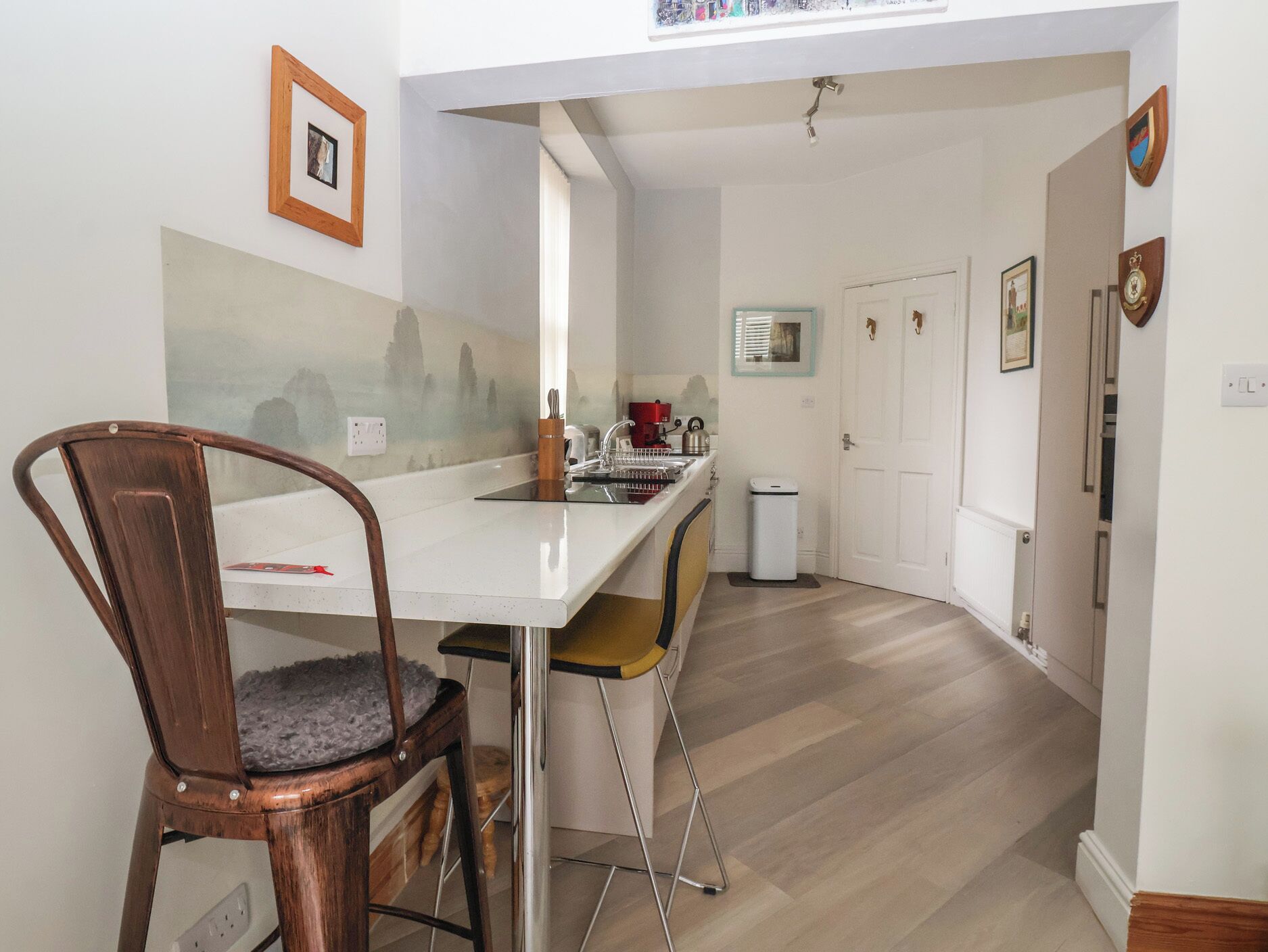 Batterie de cuisine, vaisselle et ustensiles