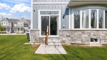 218 Crosswinds Blvd, Unit 7 - No Pets Allowed | Terrace/patio