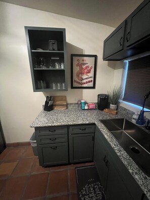 Microwave, oven, stovetop, dishwasher