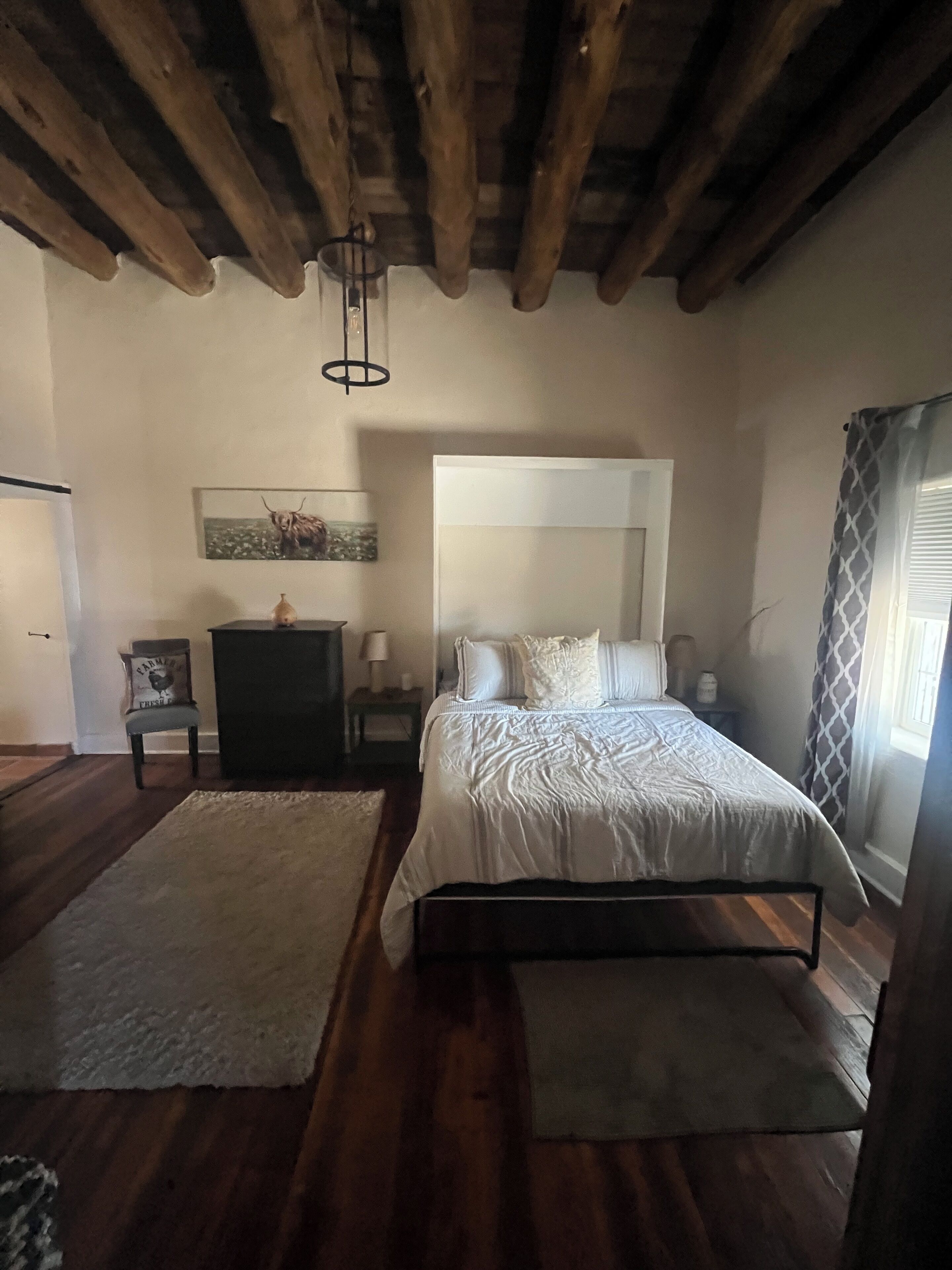 1 bedroom, iron/ironing board, internet, bed sheets