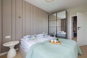 1 bedroom, iron/ironing board, travel cot, WiFi