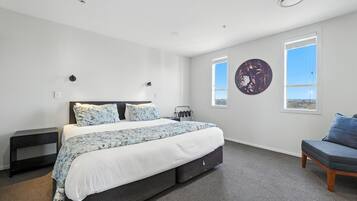 3 bedrooms, iron/ironing board, WiFi