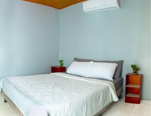 2 slaapkamers, een bureau, gratis wifi, beddengoed