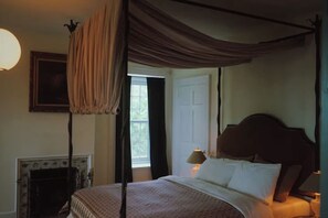 4 chambres, fer et planche à repasser, Wi-Fi gratuit, draps fournis