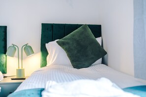 3 habitaciones, acceso a internet y ropa de cama 