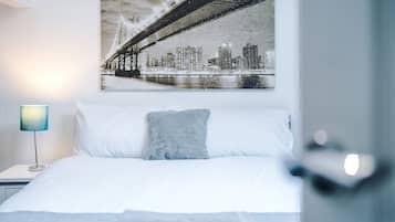 4 bedrooms, iron/ironing board, free WiFi, bed sheets