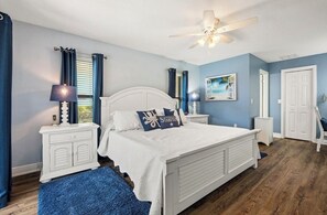 3 bedrooms, iron/ironing board, WiFi, bed sheets