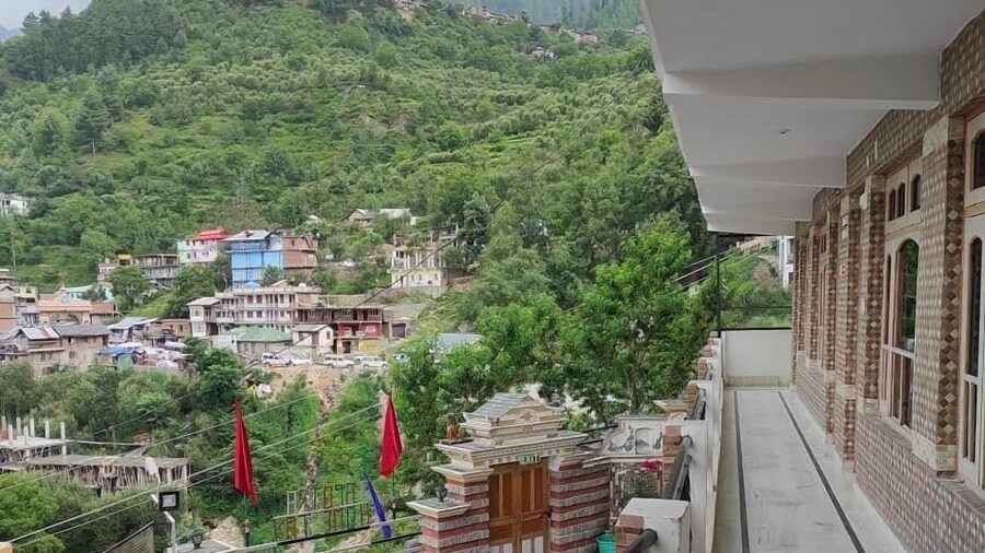 JAPOTRA HOME STAY