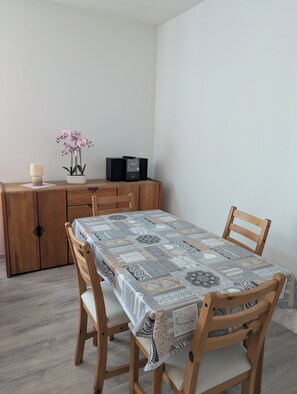 Dining - Temporary living in Bad Vilbel  (Bad Vilbel)