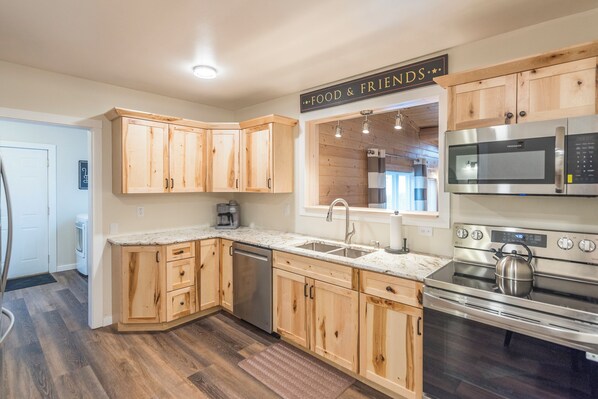 Microwave, oven, stovetop, dishwasher