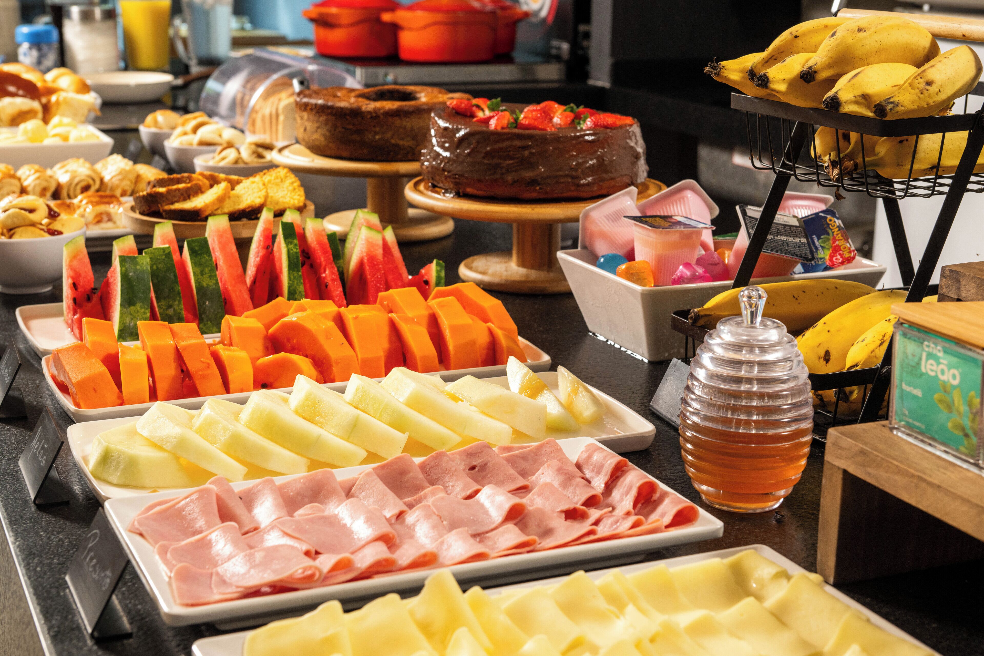 Desayuno continental incluido todos los días 