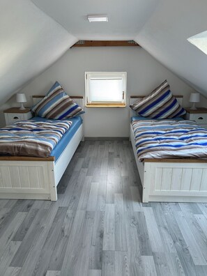 2 bedrooms, WiFi, bed sheets